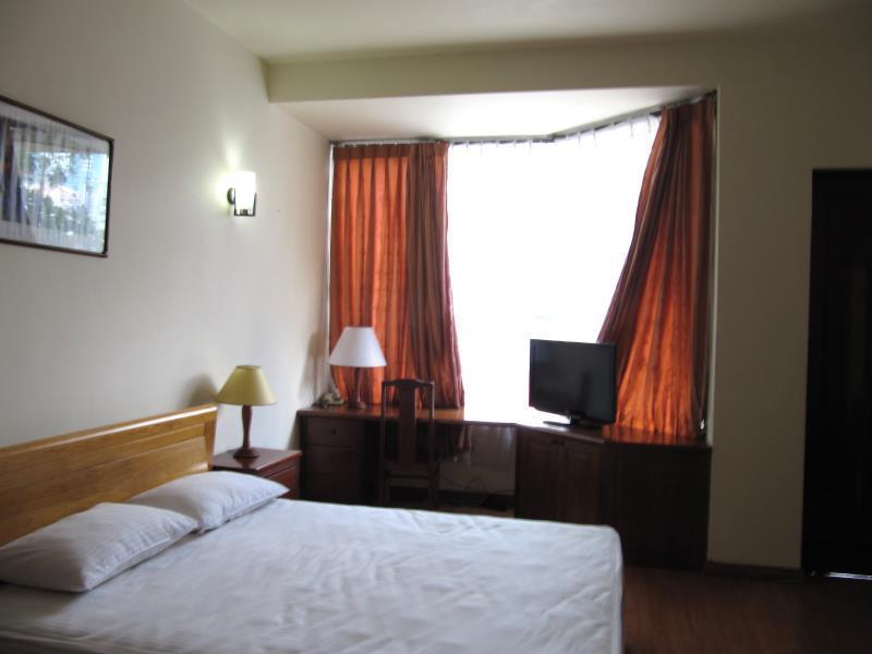 Moonlight Serviced Apartment District 1 Хошимин Экстерьер фото